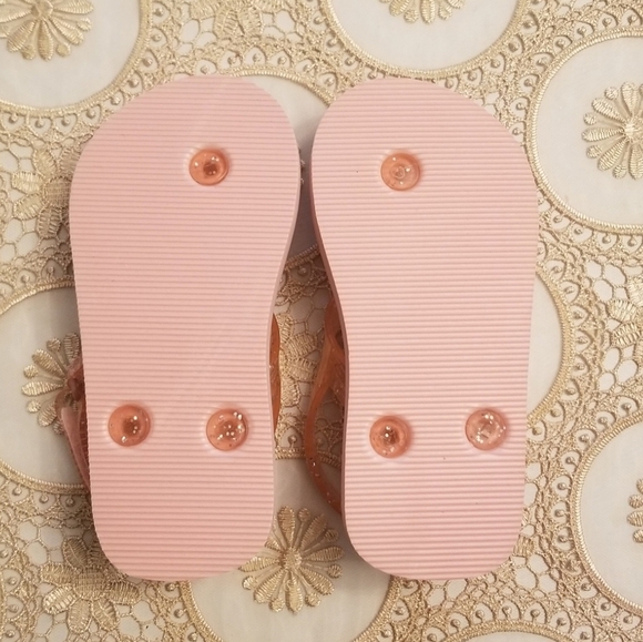 NWOT GAP Toddler Girl Pink Flip Flops - Picture 4 of 6